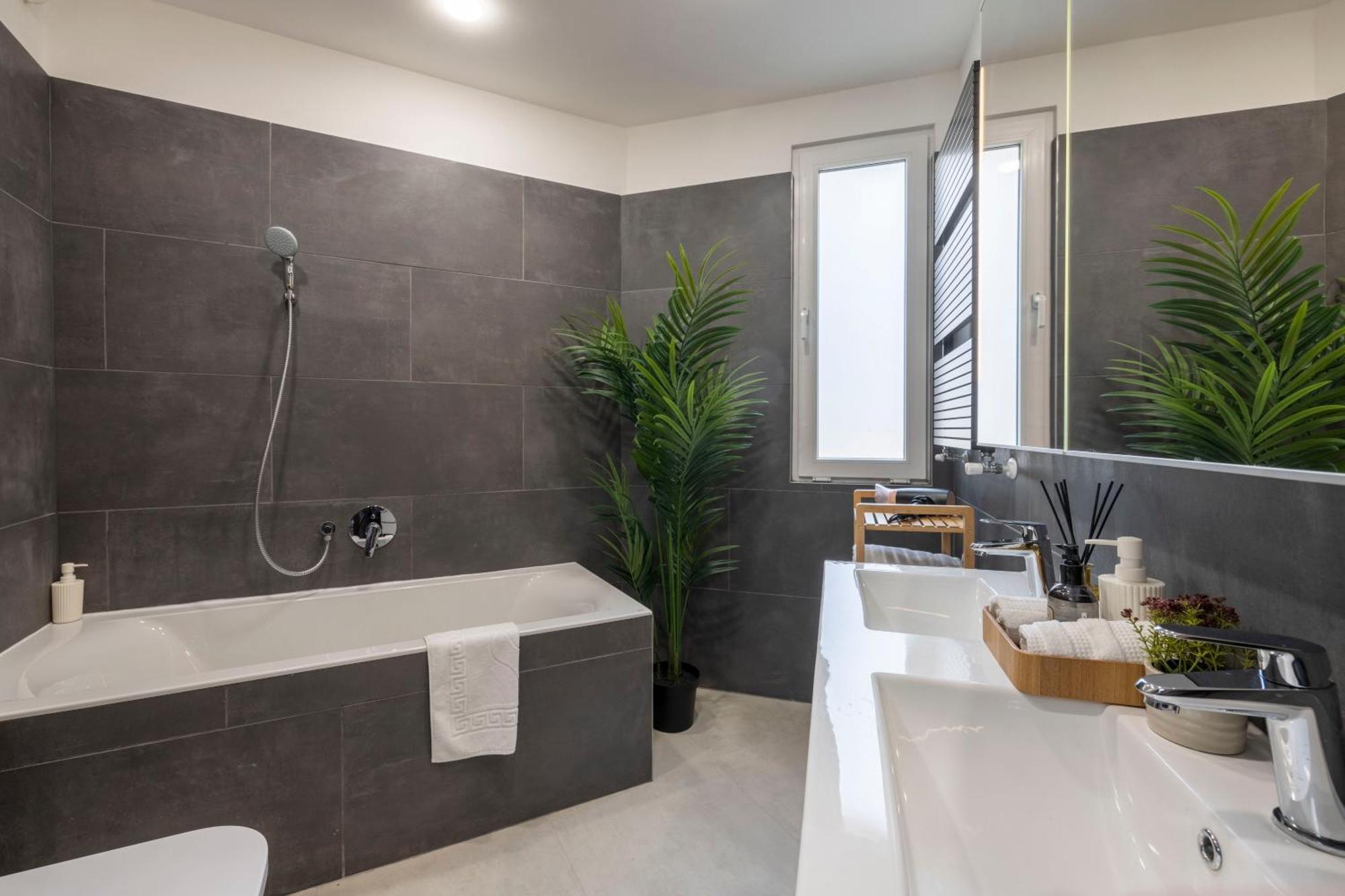Exclusive & Central Duplex Residence By Prestige Homes بودابست المظهر الخارجي الصورة
